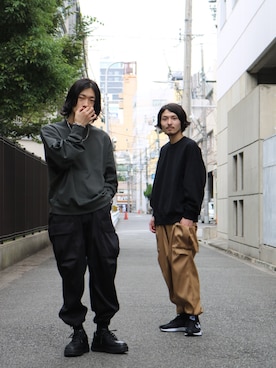 「アイテム（カーゴパンツ、イエロー系）」を使った、タケダさん（メンズ・170cm）の秋コーディネート