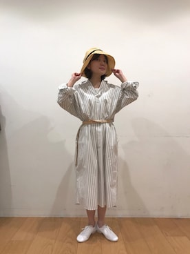 「ペーパーハット」｜「アイテム（シャツワンピース）」を使った、araiさん（レディース・153cm）の冬コーディネート