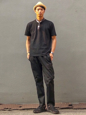 「アイテム（バンダナ/スカーフ）」を使った、ビーンズ　おいちょさん（メンズ・180cm）の夏コーディネート