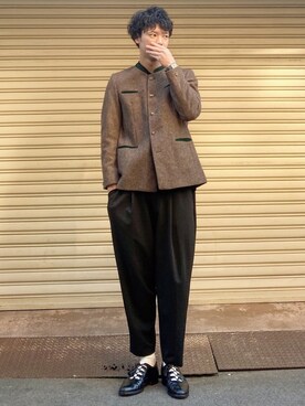 「ブラウンコーデ」｜「アイテム（ノーカラージャケット）」を使った、ビーンズ　おいちょさん（メンズ・180cm）の冬コーディネート