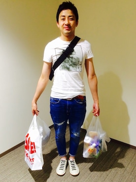 「SEAL（シール）のアイテム（バッグ）」を使った、汗疹さん（メンズ・177cm）の春コーディネート