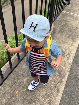 「GAP（ギャップ）のストライプ ポケット半袖Tシャツ（Tシャツ/カットソー、グリーン系）」を使った、yuuuuuさん（キッズ・90cm）の秋コーディネート