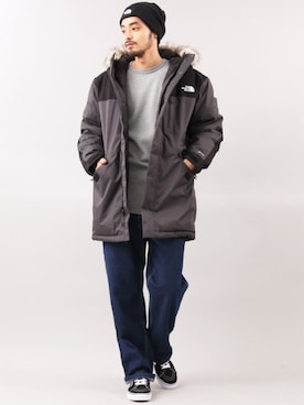 「Beautiful Harmony（ビューティフルハーモニー）のデニムペインターパンツ（デニムパンツ）」を使った、Beautiful Harmonyさん（メンズ・179cm）の秋コーディネート