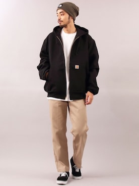 「Carhartt(カーハート)のアイテム(ジャケット/アウター)」を使った、Beautiful Harmonyさん(メンズ・179cm)の秋コーディネート