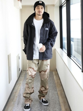 「ROTHCO（ロスコ）のアイテム（パンツ）」を使った、Beautiful Harmonyさん（メンズ・180cm）の冬コーディネート