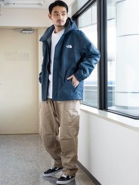 「ROTHCO（ロスコ）のアイテム（パンツ）」を使った、Beautiful Harmonyさん（メンズ・180cm）の冬コーディネート