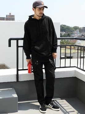 「Beautiful Harmony（ビューティフルハーモニー）のアイテム（オールインワン・サロペット）」を使った、Beautiful Harmonyさん（メンズ・180cm）の春コーディネート