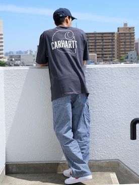 「Beautiful Harmony（ビューティフルハーモニー）のデニムペインターパンツ（デニムパンツ）」を使った、Beautiful Harmonyさん（メンズ・180cm）の春コーディネート