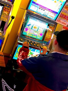 「THRASHER（スラッシャー）のアイテム（ジャケット/アウター）」を使った、miutoidさん（メンズ・176cm）の春コーディネート