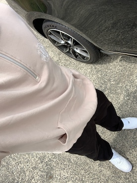 「HUF（ハフ）のアイテム（スウェット）」を使った、ぽぺさん（メンズ・172cm）の春コーディネート