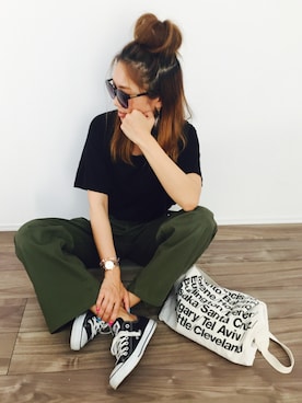 「MICHAEL KORS（マイケルコース）のアイテム」を使った、Ikumi さん（レディース・167cm）の春コーディネート