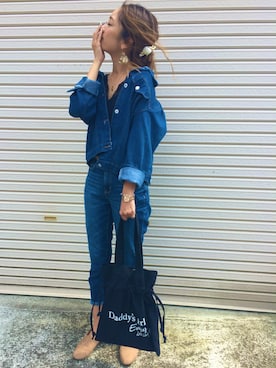 「アイテム（バレッタ/ヘアクリップ）」を使った、Ikumi さん（レディース・167cm）の春コーディネート