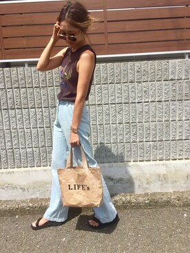 「ペーパーバッグ」｜「アイテム（アナログ腕時計）」を使った、Ikumi さん（レディース・167cm）の夏コーディネート