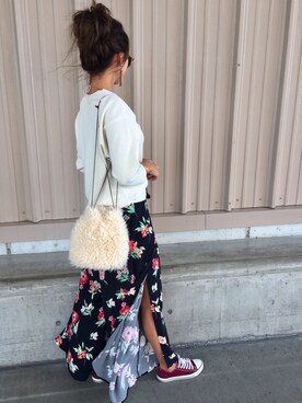 「ivory court（アイボリーコート）のアイテム（ショルダーバッグ）」を使った、Ikumi さん（レディース・167cm）の秋コーディネート