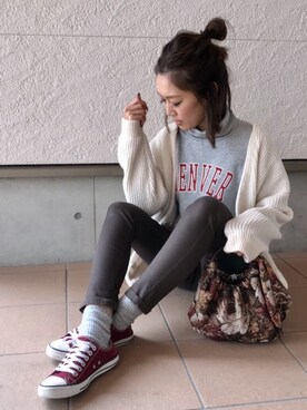 「KOBE LETTUCE（コウベレタス）のアイテム（その他パンツ）」を使った、Ikumi さん（レディース・167cm）の秋コーディネート