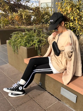 「ZARA（ザラ）のアイテム（ボディバッグ/ウエストポーチ）」を使った、Ikumi さん（レディース・167cm）の冬コーディネート