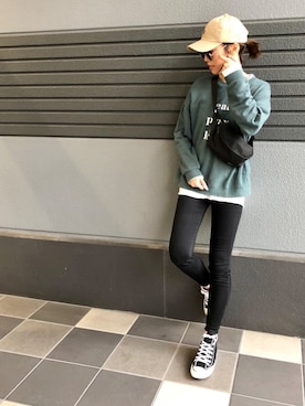 「via j（ヴィアジェイ）のアイテム（帽子）」を使った、Ikumi さん（レディース・167cm）の春コーディネート
