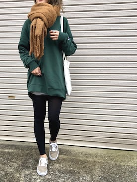 「アイテム（バッグ、ホワイト系）」を使った、Ikumi さん（レディース・167cm）の冬コーディネート