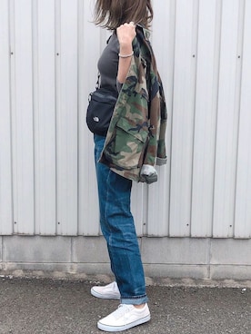 「ワッフル」｜「アイテム（スニーカー）」を使った、Ikumi さん（レディース・167cm）の春コーディネート