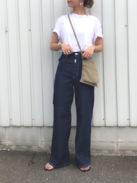 「via j（ヴィアジェイ）のアイテム（Tシャツ/カットソー）」を使った、Ikumi さん（レディース・167cm）の夏コーディネート