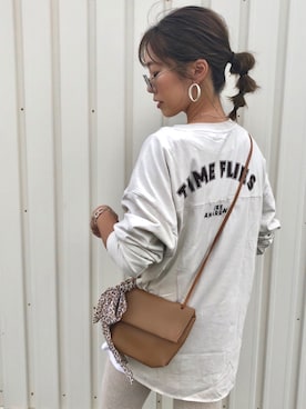 「アイテム（財布/小物、ベージュ系）」を使った、Ikumi さん（レディース・167cm）の夏コーディネート