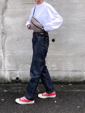 「TODAYFUL（トゥデイフル）のアイテム（ボディバッグ/ウエストポーチ）」を使った、Ikumi さん（レディース・167cm）の秋コーディネート