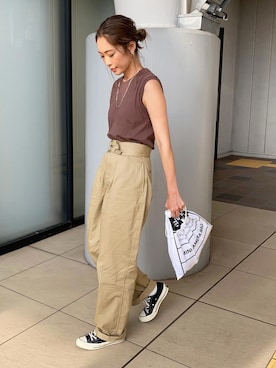 「グルカパンツ」｜Ikumi さん（レディース・167cm）の夏コーディネート