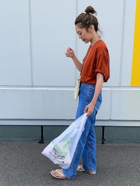 「UNIQLO（ユニクロ）のエアリズムコットンオーバーサイズTシャツ（5分袖）（Tシャツ/カットソー）」を使った、Ikumi さん（レディース・167cm）の夏コーディネート