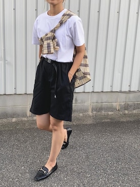 「FRAMeWORK（フレームワーク）のアイテム（トップス）」を使った、Ikumi さん（レディース・167cm）の秋コーディネート