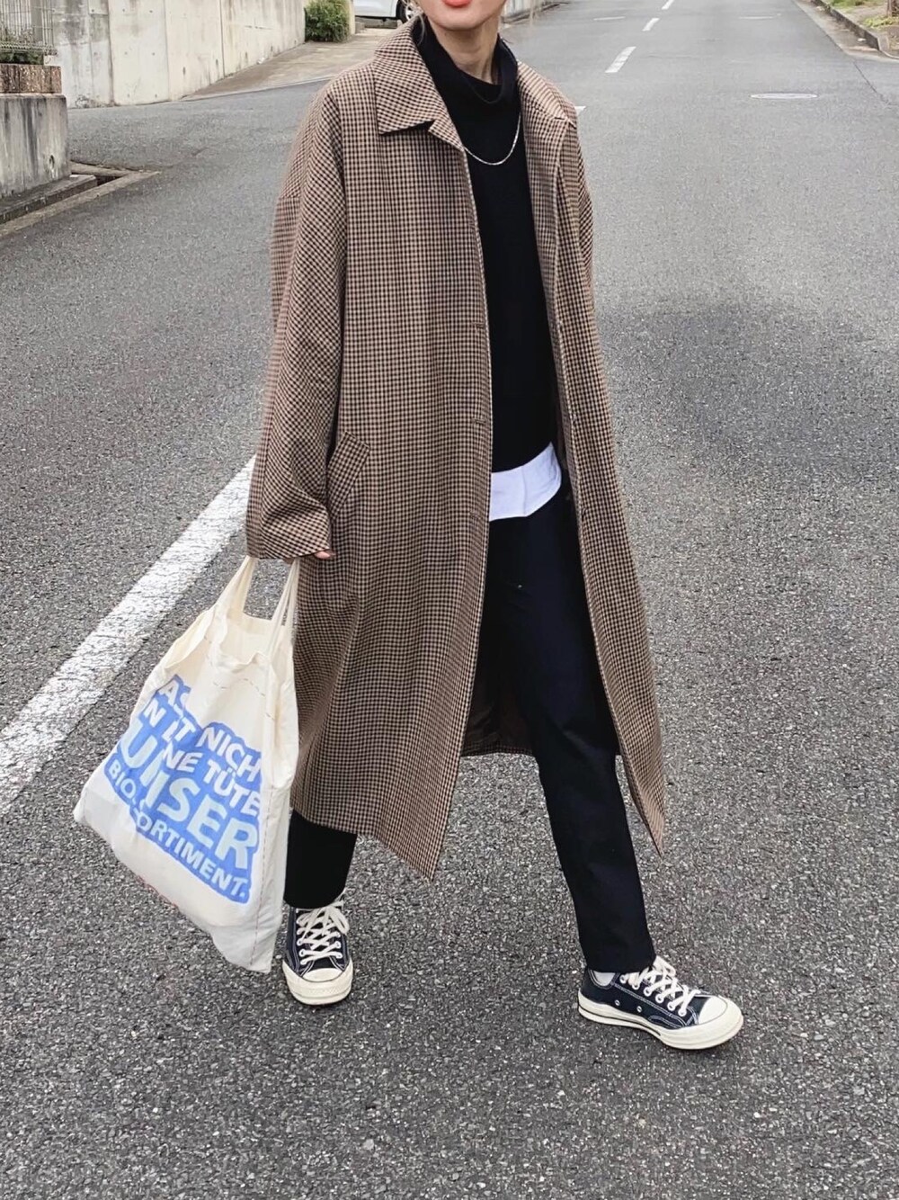 「大人カジュアル、オトナ女子、オーバーサイズ、チェックコート、ロングコート、ステンカラーコート、ブラックコーデ、ユニクロ、シンプルコーデ、高身長女子」｜「Dessin de Modeのアイテム（ジャケット/アウター、ブラウン系）」を使った、Ikumi さん（レディース・167cm）の冬コーディネートの1枚目の写真