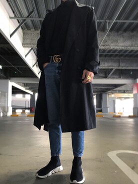 「VERSACE（ヴェルサーチ）のアイテム（アクセサリー）」を使った、どるうぇんさん（メンズ・177cm）の冬コーディネート
