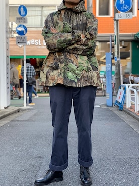 「カモ柄」｜「アイテム（マウンテンパーカー）」を使った、kyosukeさん（メンズ・181cm）の秋コーディネート