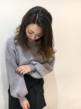 「Narcissus（ナルシス）のアイテム（ニット/セーター、グレー系）」を使った、misakitty❤️さん（レディース）の冬コーディネート