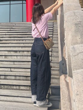 「UNIQLO（ユニクロ）のハイライズワイドストレートジーンズ（デニムパンツ）」を使った、Cocoさん（レディース・158cm）の春コーディネート