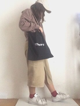 「theory（セオリー）のアイテム（バッグ）」を使った、みやンさん（レディース・153cm）の春コーディネート