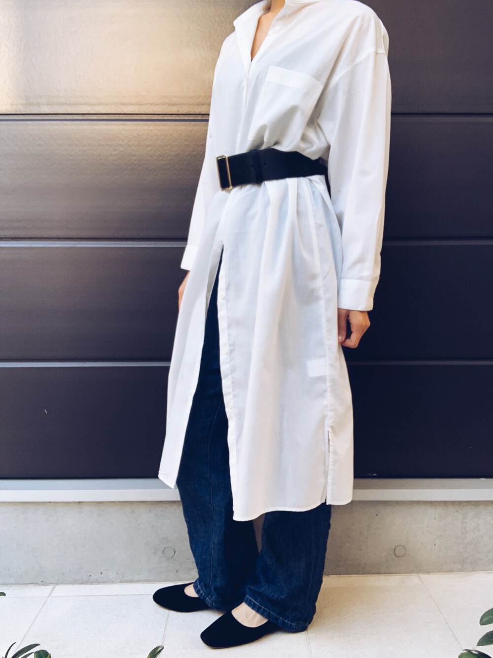 「シャツワンピ」｜「BLISS POINTのアイテム（シャツ/ブラウス、ホワイト系）」を使った、cafemochaさん（レディース・156cm）の秋コーディネートの1枚目の写真