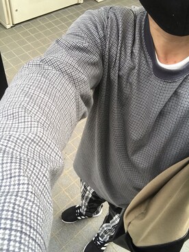 「PLUS ONE（プラスワン）のアイテム（トップス）」を使った、takamitsu watanabeさん（メンズ・176cm）の春コーディネート