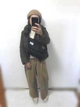 「Champion（チャンピオン）のアイテム（ショルダーバッグ、ブラック系）」を使った、az✯さん（レディース・153cm）の冬コーディネート