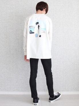 「kutir（クティール）のアソートプリントロンT（Tシャツ/カットソー）」を使った、Laitoさん（メンズ・170cm）の秋コーディネート