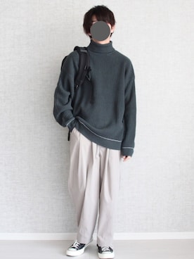 「kutir（クティール）のサイドスリットステッチタートルネックニット（ニット/セーター）」を使った、Laitoさん（メンズ・170cm）の冬コーディネート