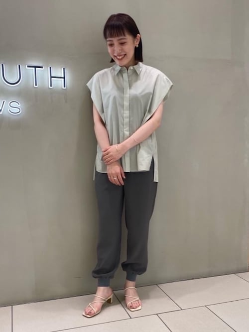 ビューティ ユース ユナイテッドアローズ 仙台店宍戸 里帆さんのサンダルを使ったコーディネート Zozotown