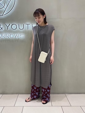 「RECOMMEND  ITEM STYLING」｜「アイテム（財布/小物）」を使った、宍戸　里帆さん（レディース・157cm）の夏コーディネート