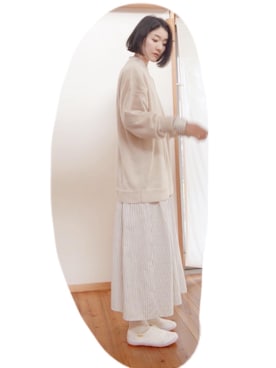 「ワークマン」｜「アイテム（シャツワンピース）」を使った、RYOKO  Yuhasaさん（レディース・172cm）の冬コーディネート