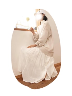 「SINME（シンメ）のアイテム」を使った、RYOKO  Yuhasaさん（レディース・172cm）の冬コーディネート