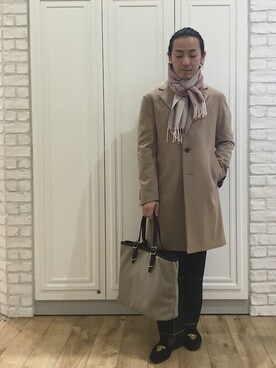 「アイテム（ストール/ショール）」を使った、三枚橋さん（メンズ・170cm）の秋コーディネート