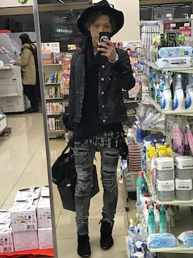 「KMRii（ケムリ）のアイテム（タンクトップ）」を使った、hiro5さん（メンズ・174cm）の冬コーディネート