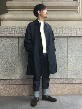 「AURALEE」｜「アイテム（ステンカラーコート）」を使った、ホンマさん（メンズ・173cm）の冬コーディネート