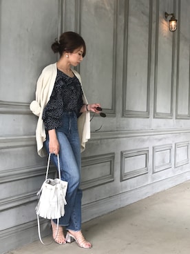 「AZUL by moussy（アズールバイマウジー）のｶｯﾄｵﾌﾎﾞｰｲﾌｨｯﾄﾃﾞﾆﾑﾊﾟﾝﾂ（デニムパンツ）」を使った、yuさん（レディース・153cm）の春コーディネート