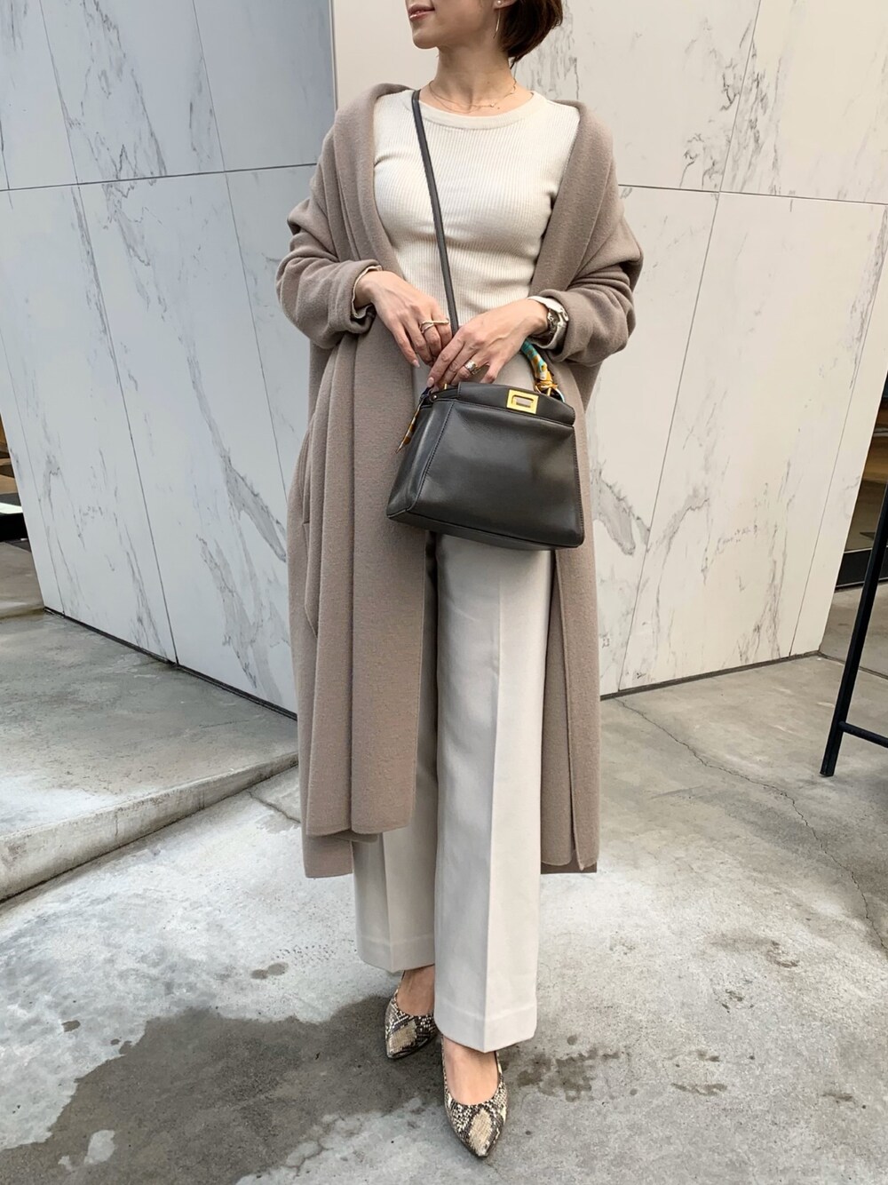 新品　スローブイエナ　ストレッチウール ストレートパンツ SLOBE IENA（スローブイエナ）の「ストレッチウール ストレート