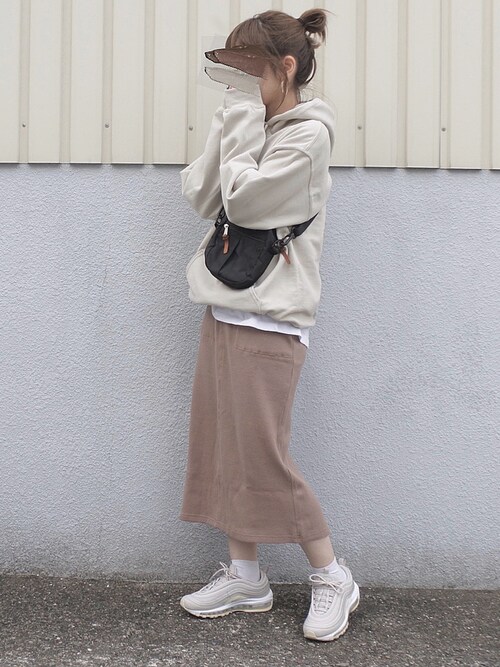 maamin♡ is wearing MODE ROBE "ワッフルスカート ロングスカート ナロースカート 膝下 タイトスカート スリットスカート"